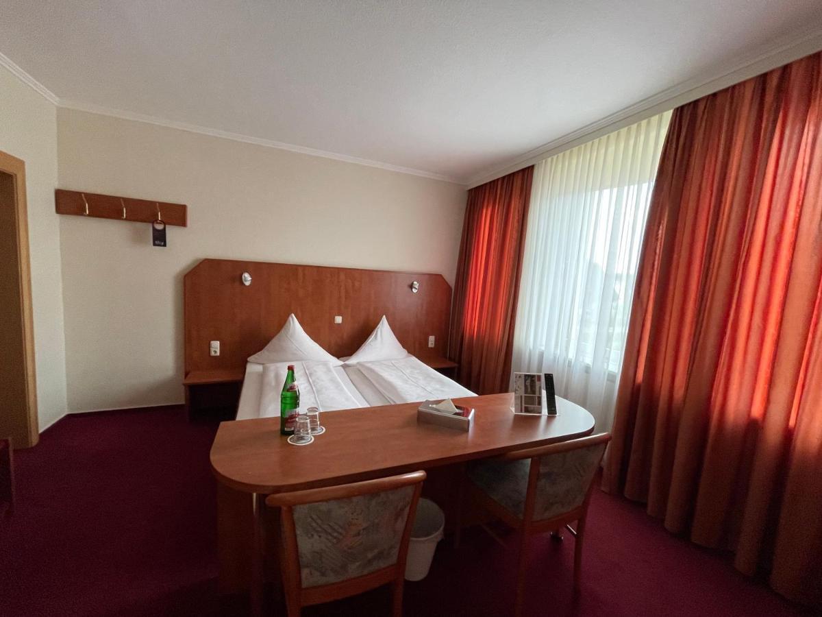 Hotel Royal Elmshorn Eksteriør billede